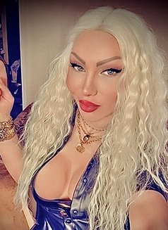 Cristall-English -Top-Ts-NEW 🇬🇧 - Transsexual escort in Basel Photo 8 of 10