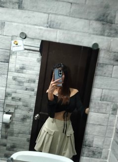 cristel - Transsexual escort in Boracay Photo 12 of 14