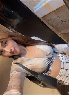 cristel - Transsexual escort in Manila Photo 6 of 7