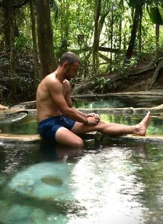 Christian - Male escort in Ho Chi Minh City Photo 3 of 4