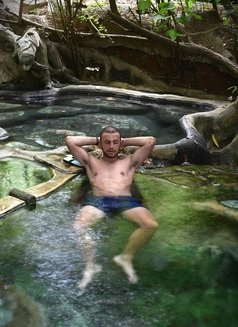 Christian - Male escort in Ho Chi Minh City Photo 4 of 4