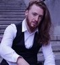 Cristian - Male escort in Madrid Photo 5 of 12