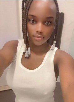 Cristina Babe - adult performer in Pattaya Photo 13 of 15