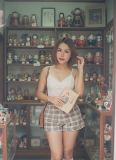 Cristina - puta in Abu Dhabi Photo 21 of 30