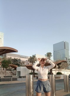 Cristina - escort in Abu Dhabi Photo 14 of 22