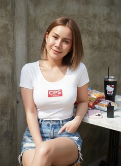 Cristina - escort in Abu Dhabi Photo 22 of 22