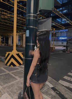 Cristine - escort in Manila Photo 2 of 6