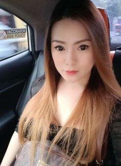 Cristine - Transsexual escort in Manila Photo 6 of 22