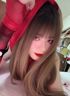 cross dress sexy Slim white - Acompañantes masculino in Dubai Photo 20 of 25