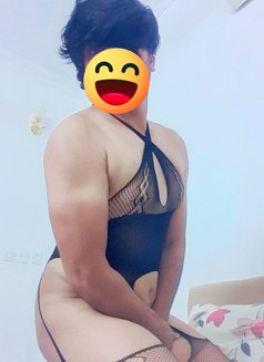 Cross Dresser - Transsexual escort in Muscat Photo 9 of 26