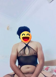 Cross Dresser - Transsexual escort in Muscat Photo 10 of 26