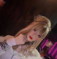 Luna crosdres sexy Masage and evething - Male escort in Dubai