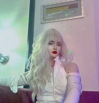 Crossdress same Lady - Male escort in Dubai Photo 9 of 9