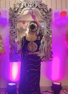 Crossy Dom Raya - Transsexual escort in Noida Photo 7 of 11