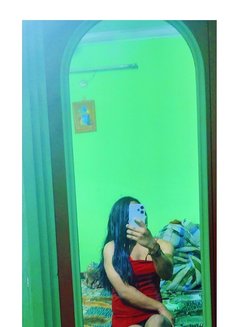 Crossy Lko - Transsexual escort in Lucknow Photo 2 of 3