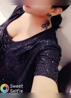 CrossySSD - Transsexual escort in Mumbai Photo 5 of 5