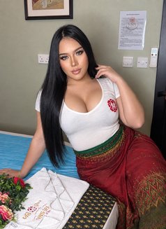 CRS THAI 6.5 inch HARD TOP & BOTH - Acompañantes transexual in Abu Dhabi Photo 13 of 13