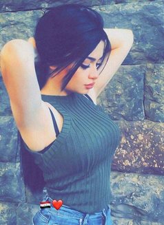 Crstense - puta in Erbil Photo 1 of 1