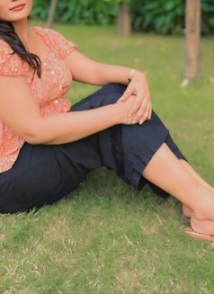Cruel Goddess Reena - escort in Hyderabad Photo 8 of 13