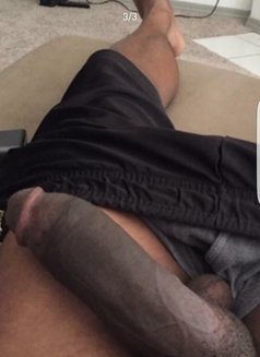 New in dubai xxl - Male escort in Dubai Photo 9 of 11