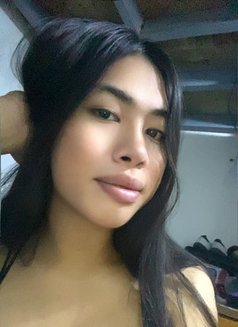 Crystal BigD - Transsexual escort agency in Dubai Photo 4 of 15