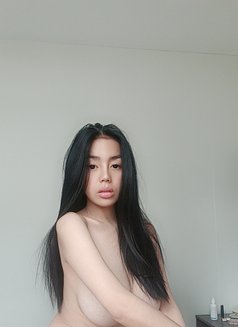 Crystal - escort in Kuala Lumpur Photo 26 of 27