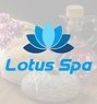 Crystal Spa In Kolhapur - masseuse in Kolhapur Photo 1 of 1