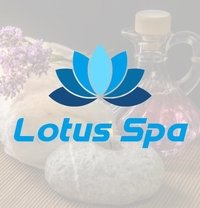 Crystal Spa In Kolhapur - masseuse in Kolhapur