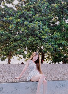 Crystal - escort in Seoul Photo 2 of 9