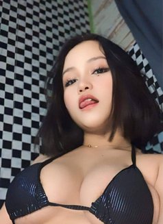 Crystallinxo - Intérprete de adultos in Manila Photo 8 of 9