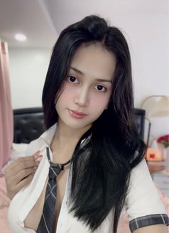 Crystelle - escort in Hong Kong Photo 8 of 21