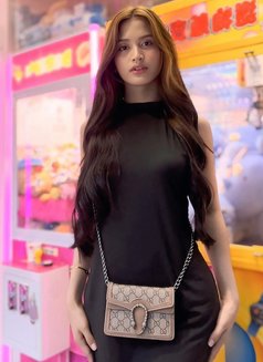Crystelle - escort in Hong Kong Photo 17 of 21