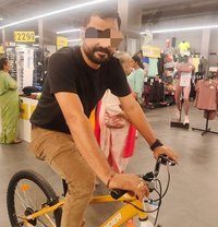 CS Topper - Male escort in Bangalore