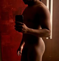 Cub in Discovery - Male escort in Dubai