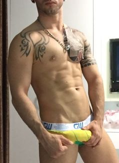 Cuban Hot Xl - Male escort in Dubai Photo 3 of 3