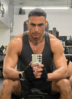 Cuban Hung - Male escort in Sydney Photo 2 of 10