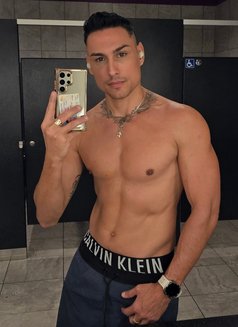 Cuban Hung - Male escort in Sydney Photo 6 of 10