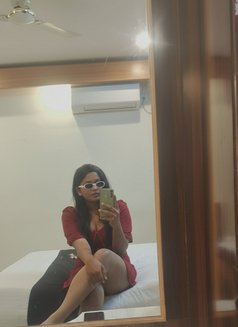 Crossdresser blr - masseuse in Bangalore Photo 4 of 8