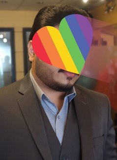 Cuckold - Male escort in Dubai Photo 1 of 1