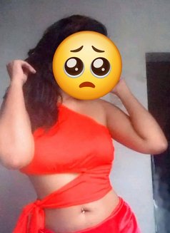 Cuckold / Threesome the Best in Town - puta in Colombo Photo 1 of 2