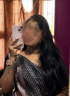 Cuddle Candy - escort in Chennai Photo 1 of 8