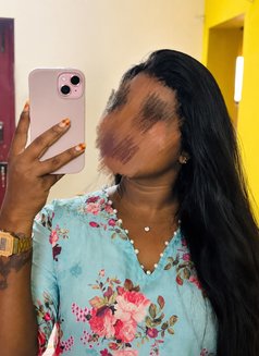 Cuddle Candy - escort in Chennai Photo 2 of 8