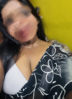 Cuddle Candy - escort in Chennai Photo 4 of 8