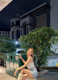 Magda loves your cum - Transsexual escort in Manila Photo 15 of 16