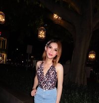 Cum with Magda all in one(24/7) - Transsexual escort in Makati City Photo 18 of 20