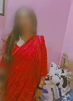 Cumdrainer Priya for Cam and Real meet - escort in Mumbai Photo 1 of 3