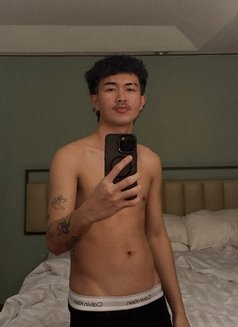 VVIP TWINK HOT FOR YOU 🇵🇭🇯🇵 - Male escort in Bangkok Photo 4 of 9