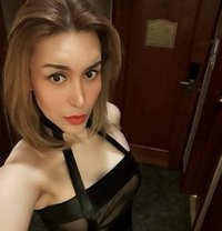 Cumprovider Ts Olga - Transsexual escort in Hong Kong Photo 13 of 21