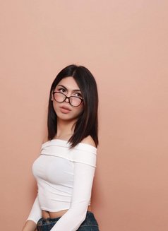 Cumslutty Yumeko - Acompañantes transexual in Manila Photo 5 of 7