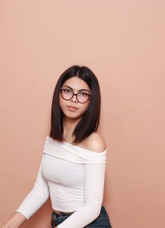 Cumslutty Yumeko - Acompañantes transexual in Manila Photo 7 of 7